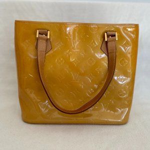 Louis Vuitton Vernis Houston Shoulder Bag - Golden Yellow
